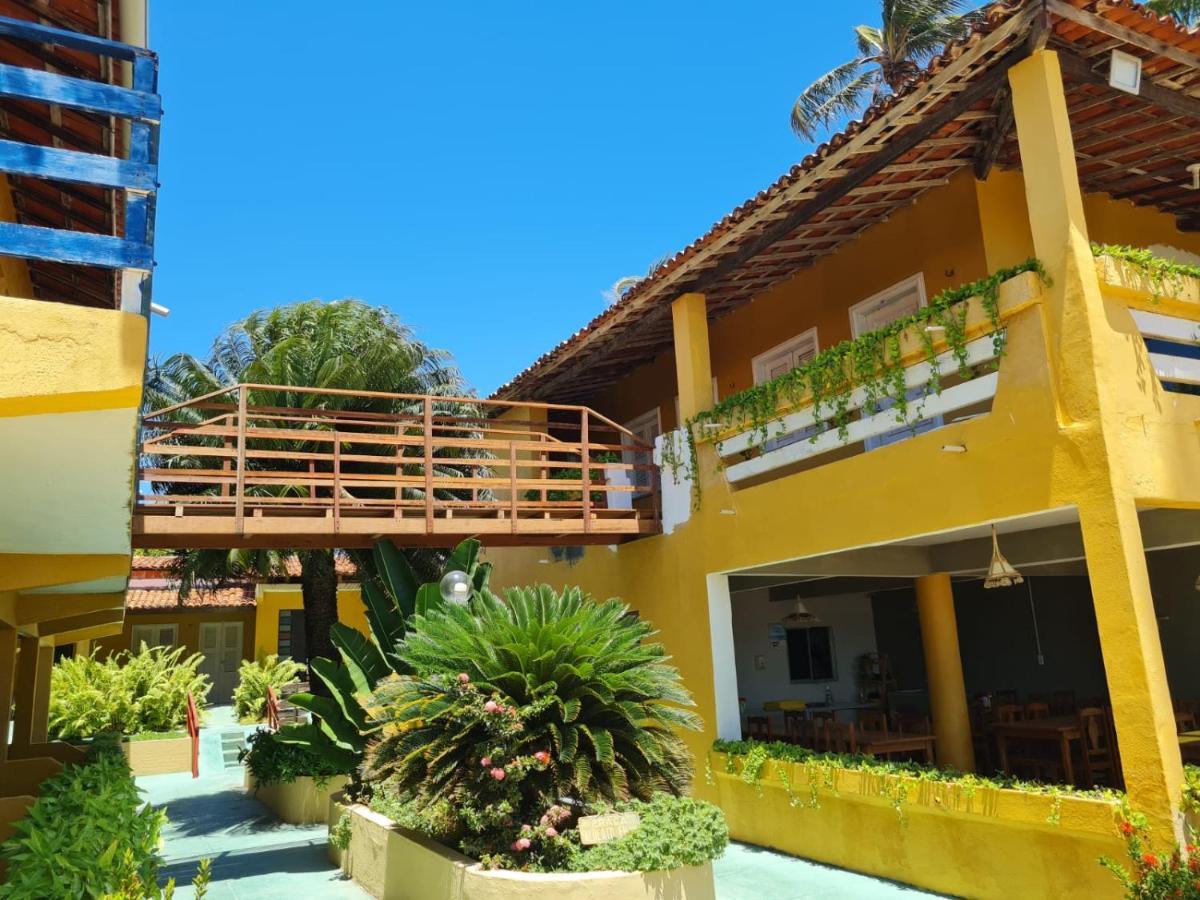 Pousada E Restaurante Sombra Dos Coqueiros Trairi Bagian luar foto