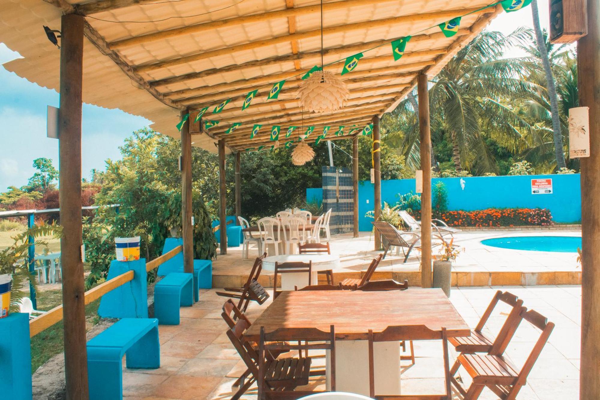Pousada E Restaurante Sombra Dos Coqueiros Trairi Bagian luar foto