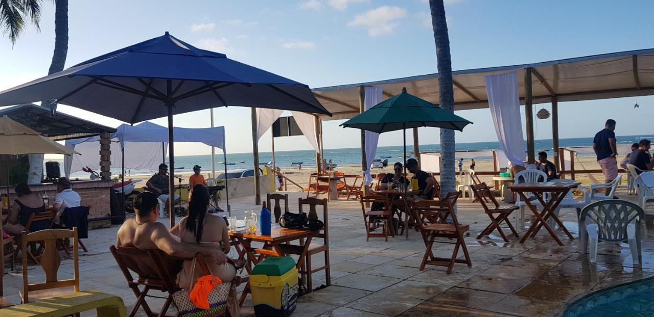 Pousada E Restaurante Sombra Dos Coqueiros Trairi Bagian luar foto